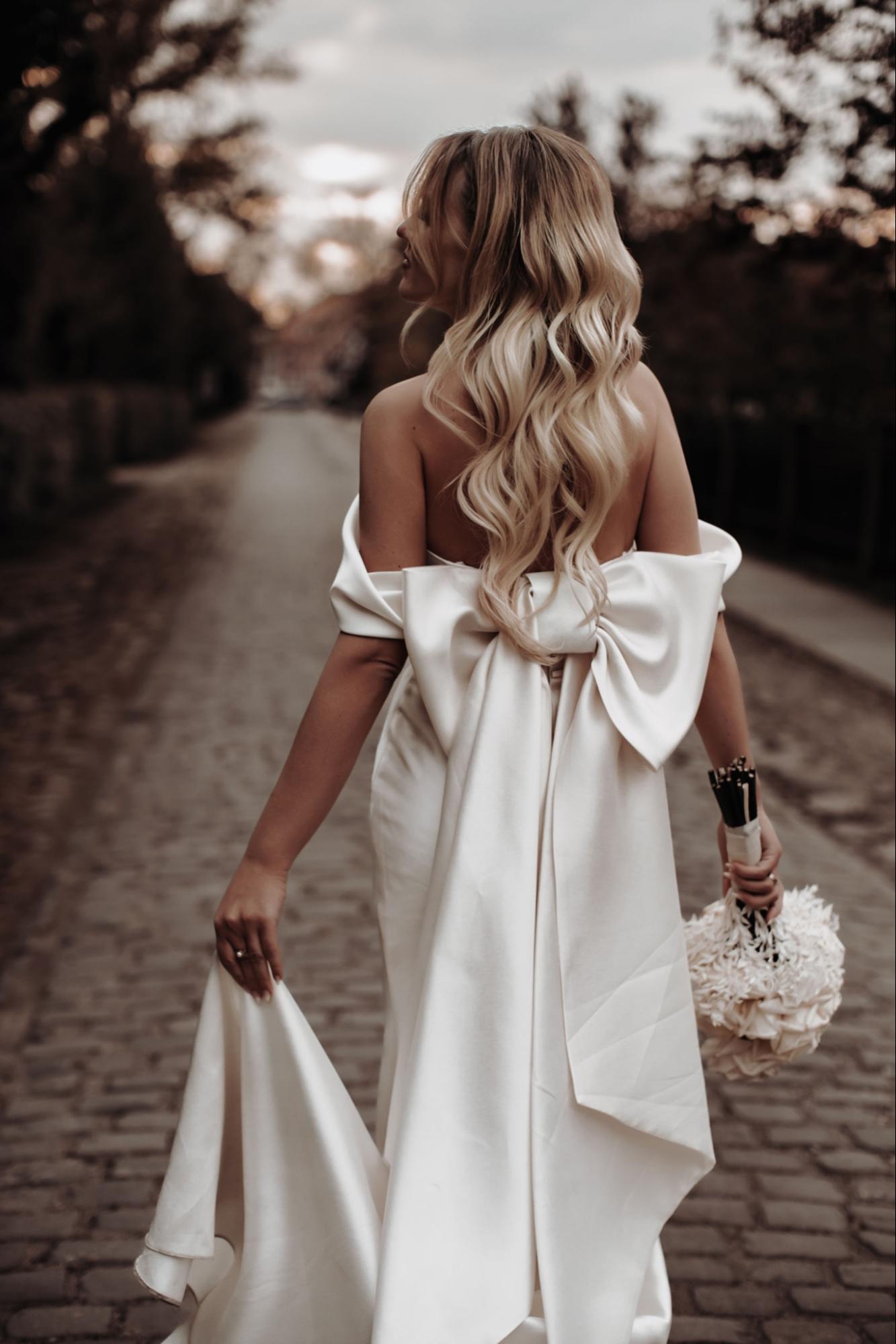 Real brides in wedding dresses of different styles by Eva Lendel